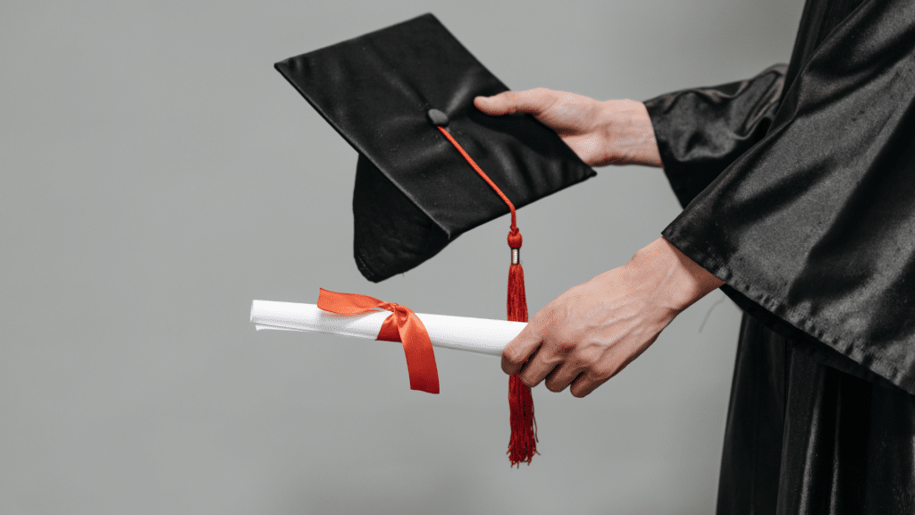 Gift Ideas for Your Daughter’s College Graduation